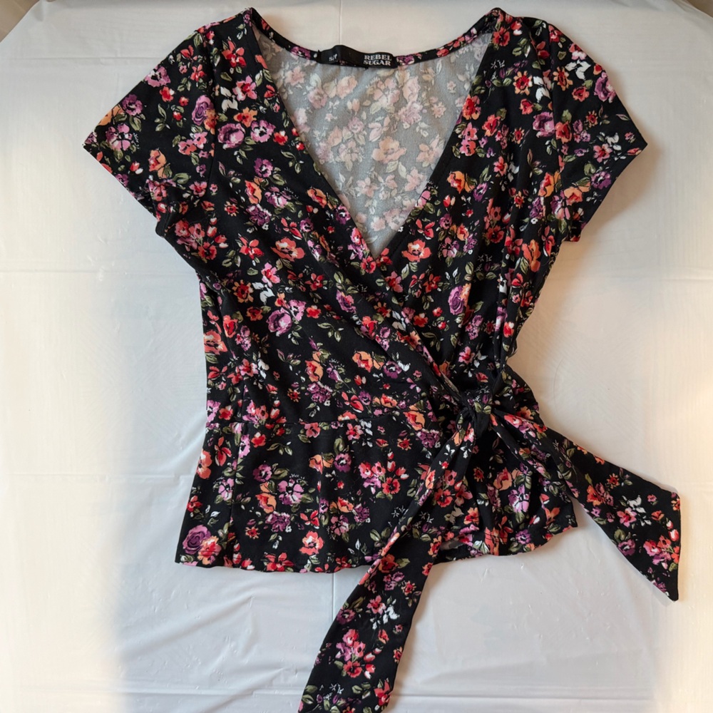 Rebel Sugar Floral Wrap Top - Black and Pink